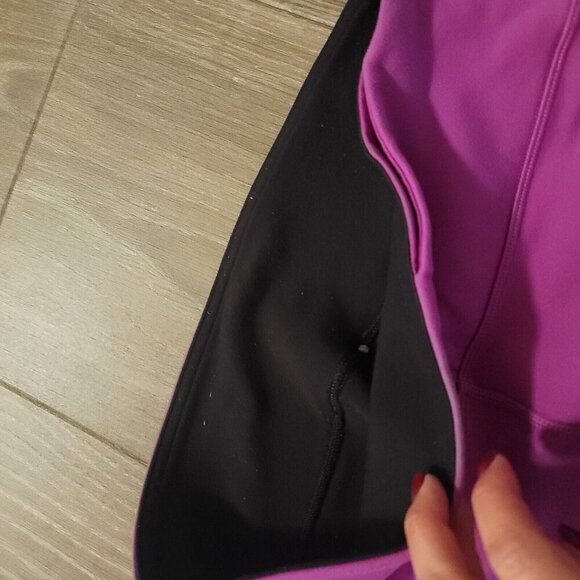 Lululemon Sz 8 Wunder Under Crop Legging Reversible Raspberry Pink Black - Picture 3 of 9
